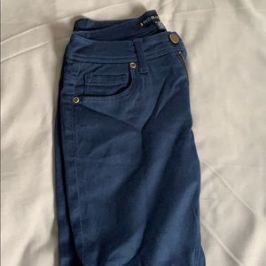 Blue jegging pants